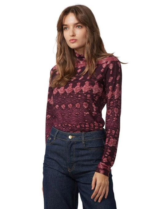 Evie Longsleeve Top
