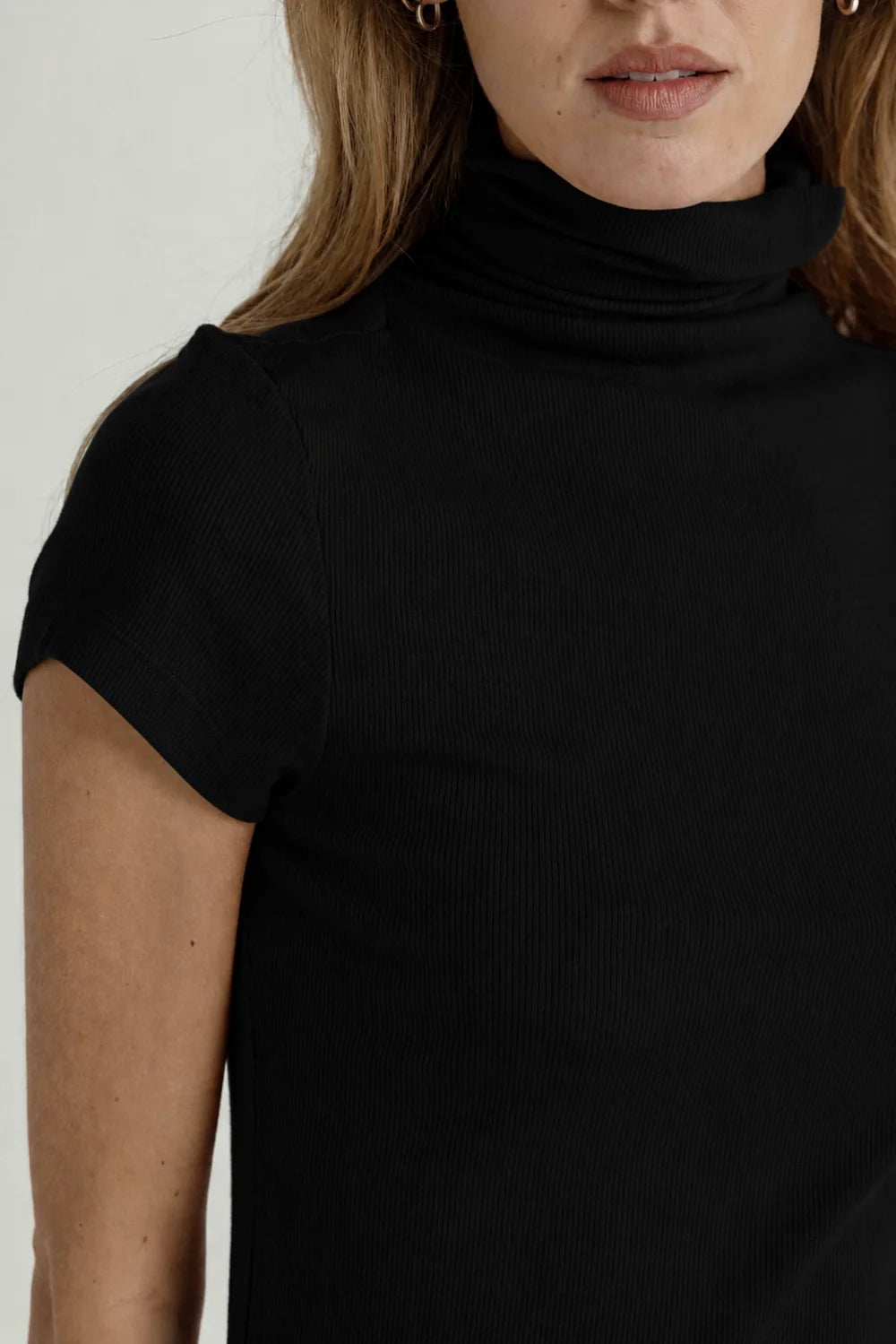 Archer Tee Black- Sundays by wearesundays