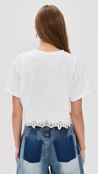 Karolin Tee-White