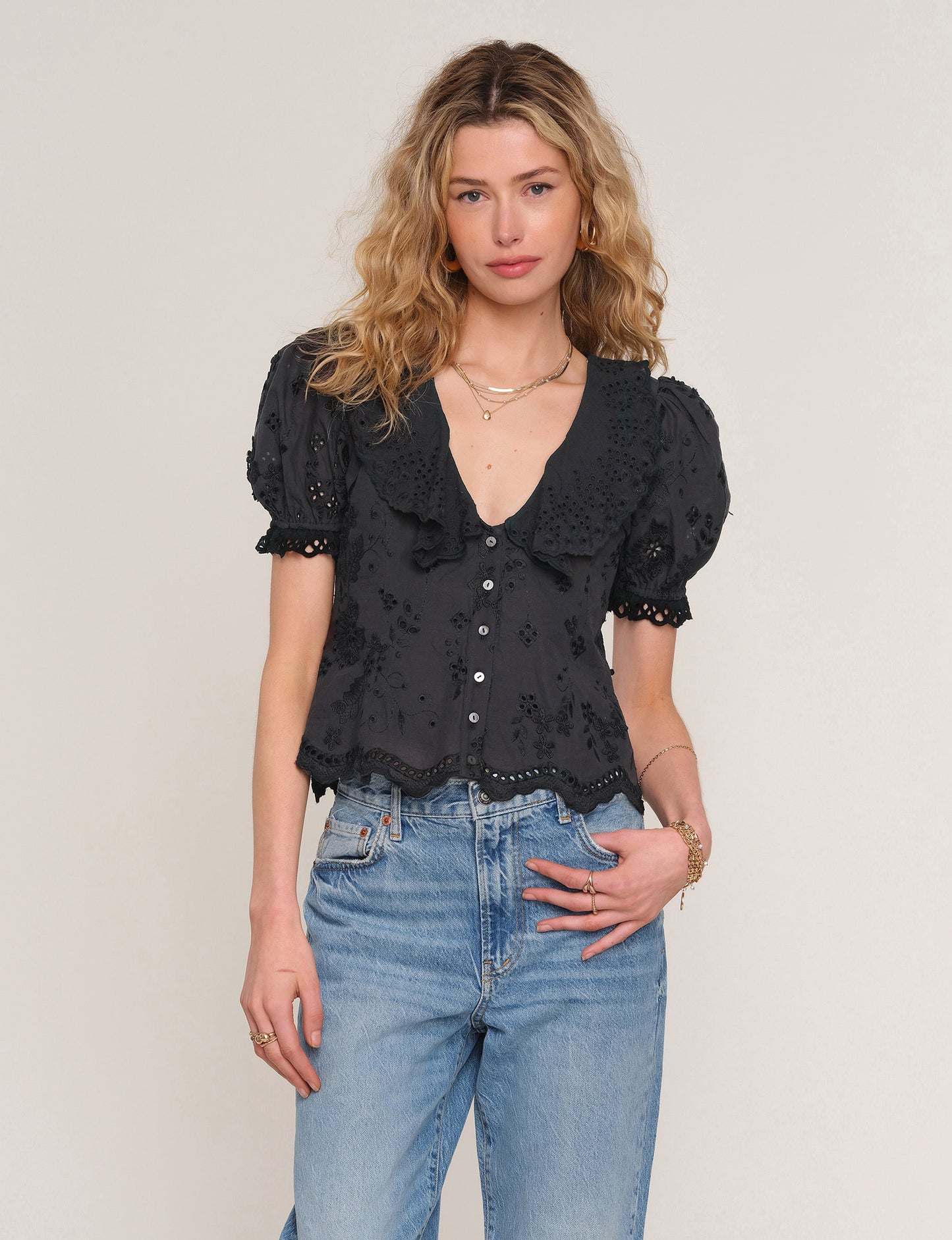 Zelda Top in Black- heartloom